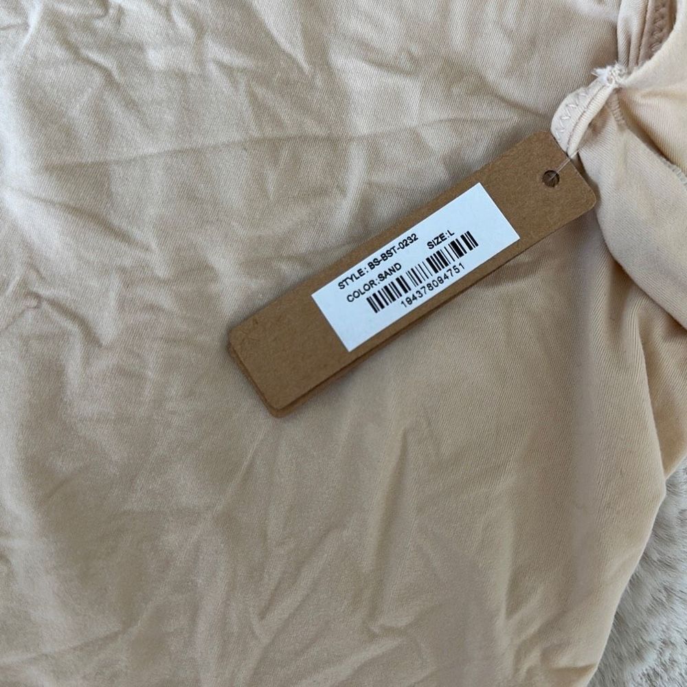 SKIMS Fits Everybody High Neck Bodysuit Sand Size L - Picture 5 of 8